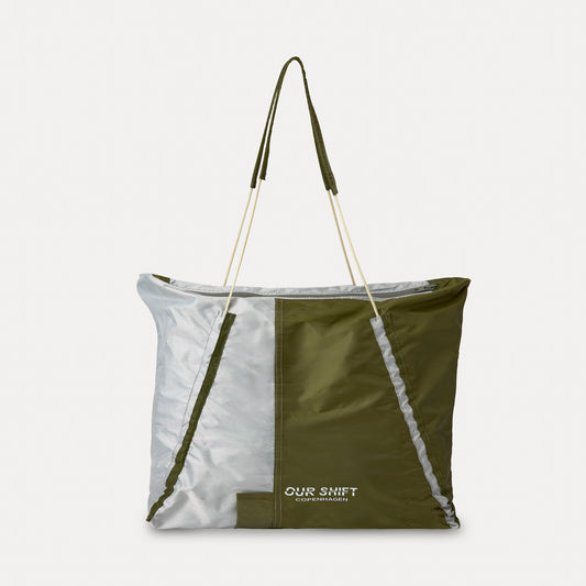 PRINTED DRAWSTRING SLING TOTE
