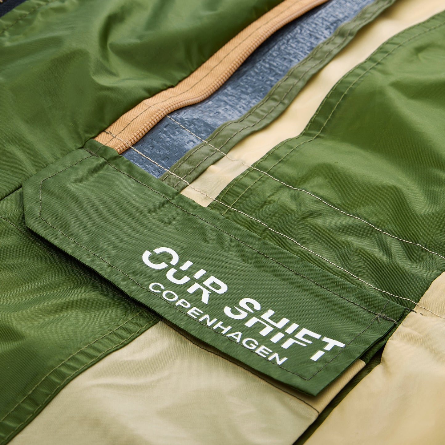 UPCYLCED UTILITY VEST